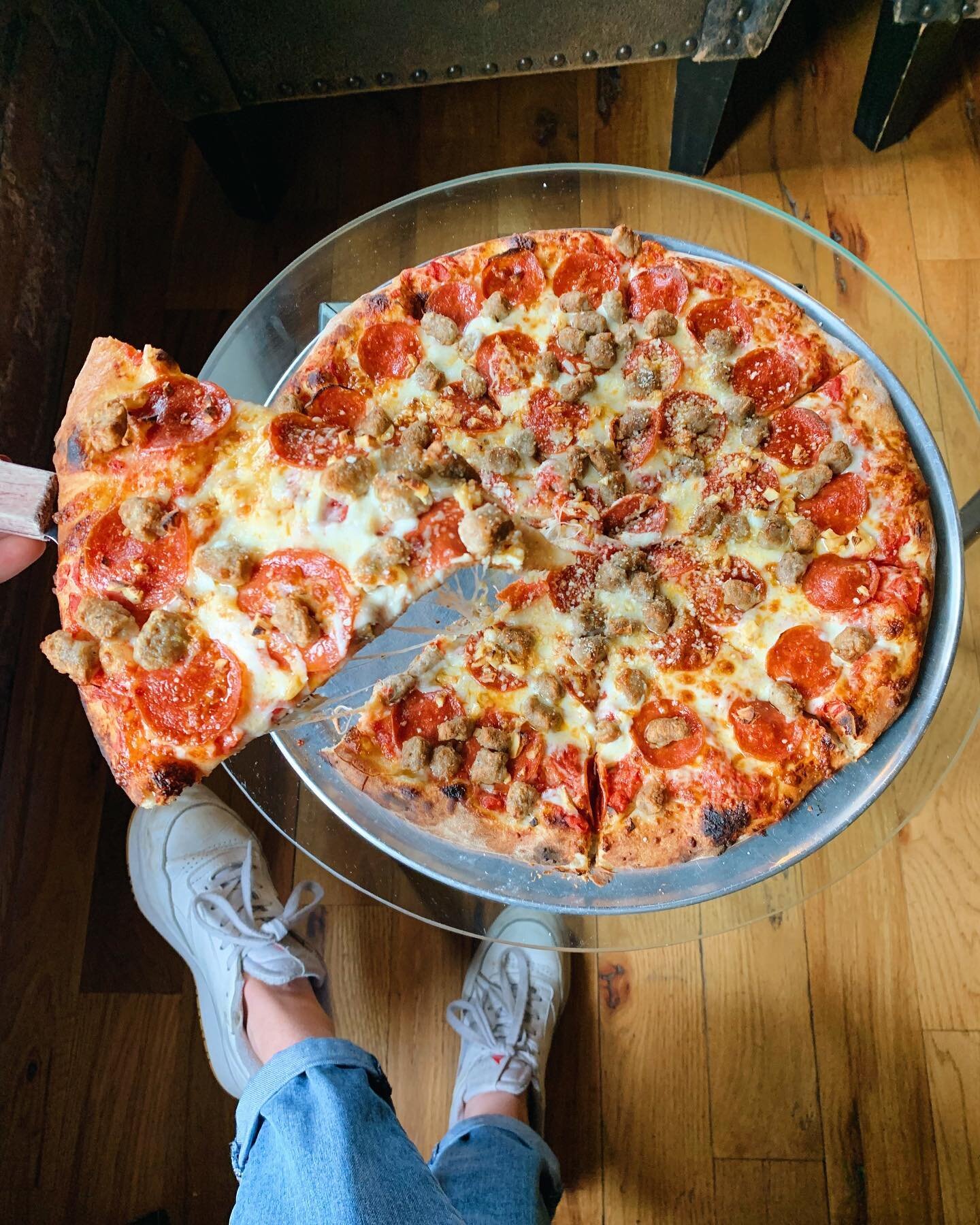 You can never go wrong with Pepperoni and Sausage on a cheese pizza🍕🙌 secretly.. it&rsquo;s some folks at @thepamarket&rsquo;s favorite!! Join us this week for a slice😍