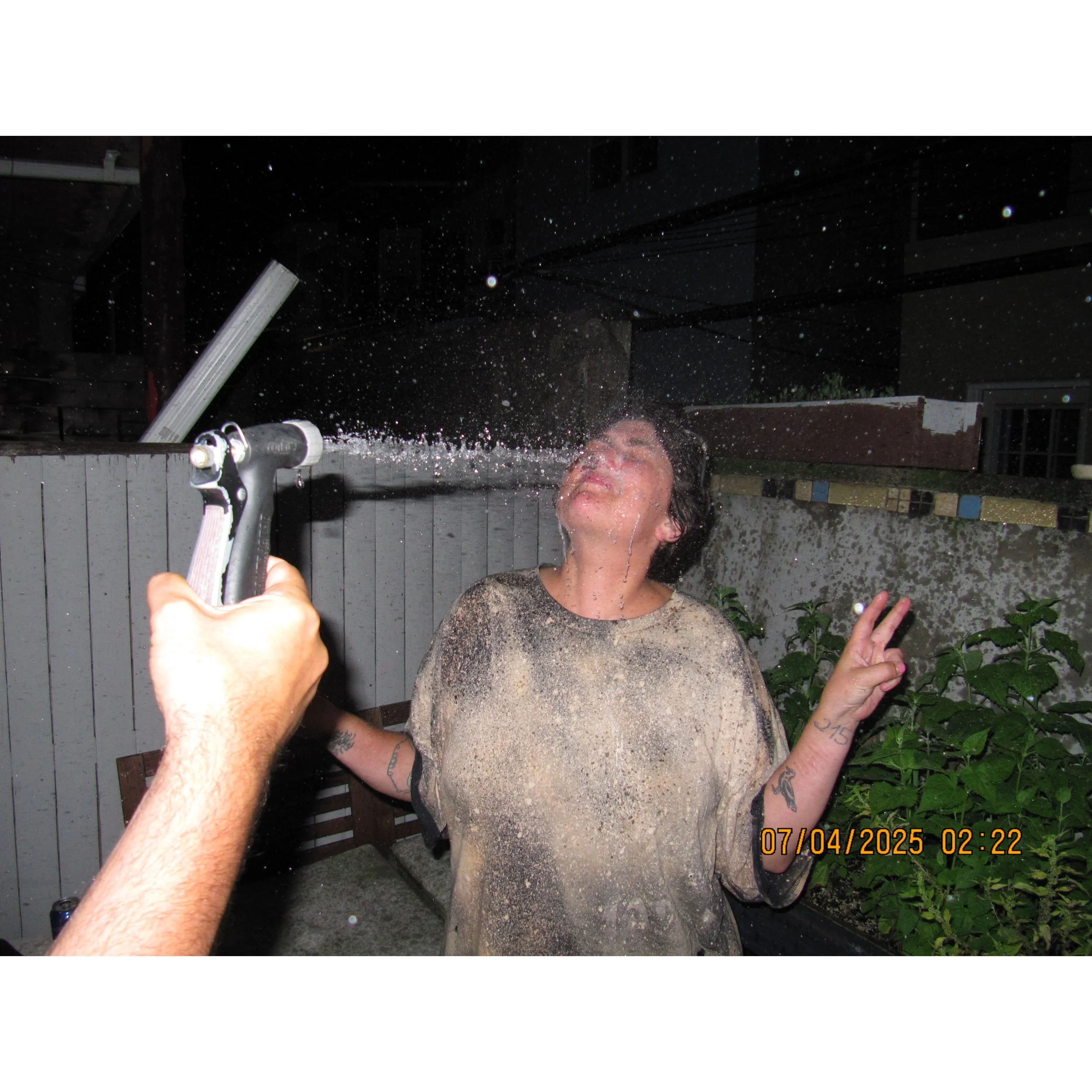 Elastro: apologist, Itsï Ramirez, erψn temp3st