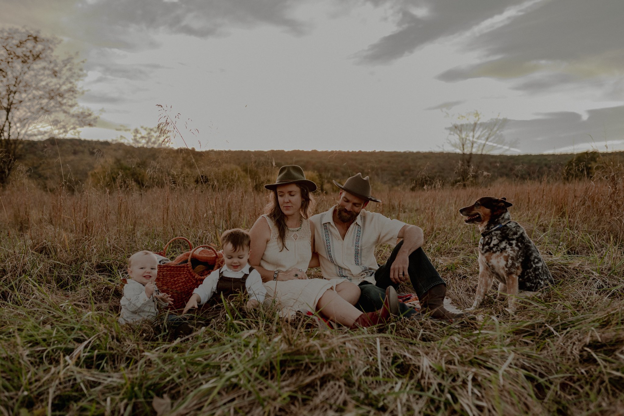 Family photography in Arkansas field