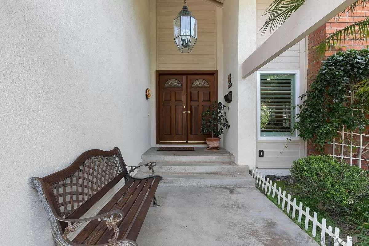 Rookwood_Front_Door.png