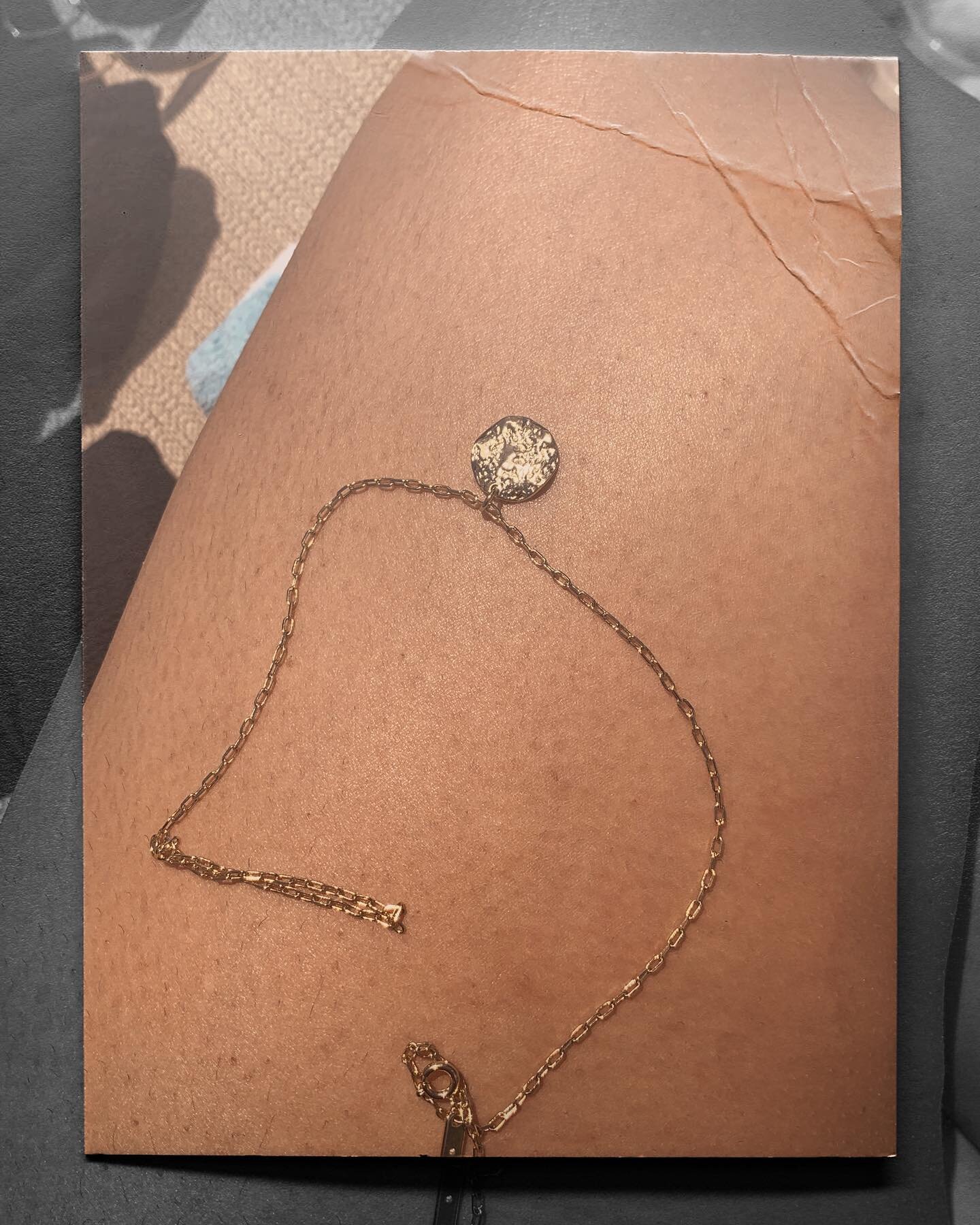 hello besties !! s/o to @analuisany 💛💛💛 they&rsquo;re literally so cute and SUSTAINABLE! if u wanna check them out make sure to use my code: mehekmoney10 to get 10% off your order !! #ALambassador