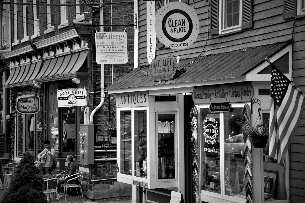 Mars: The Inauthenticity of Western Boom Town Main Streets
