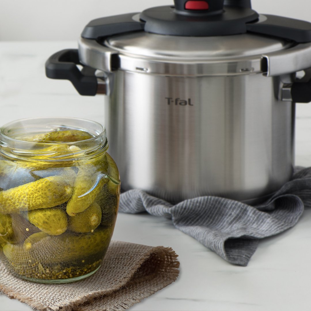 Pressure Cooker Pickles