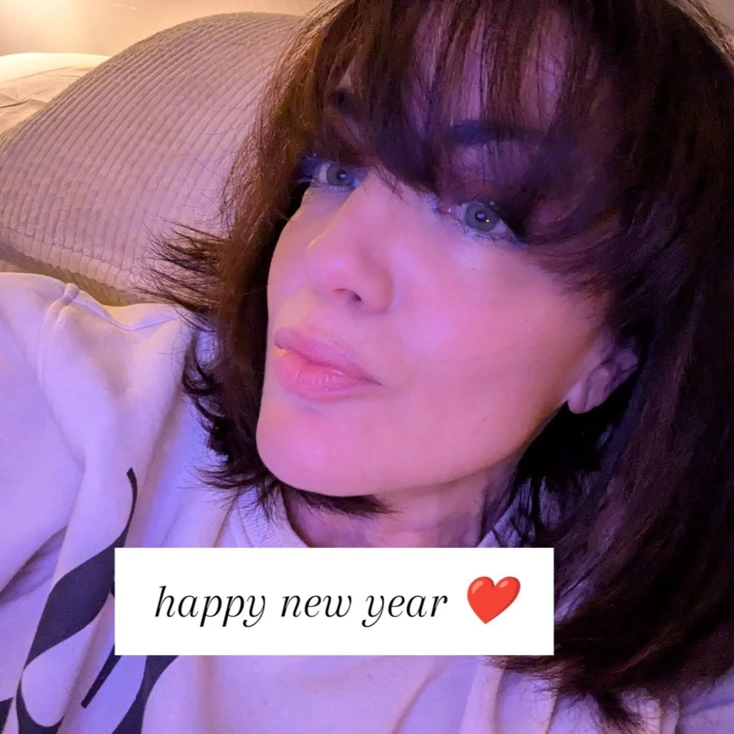 as the end brings a beginning ~ I celebrate ~ let go and welcome ~ 
grateful for what is in the past &amp; what's to manifest ~ 
grateful for the now &bull; this very moment 
Wishing you all a nourishing year, activating healing of mind &amp; body wi