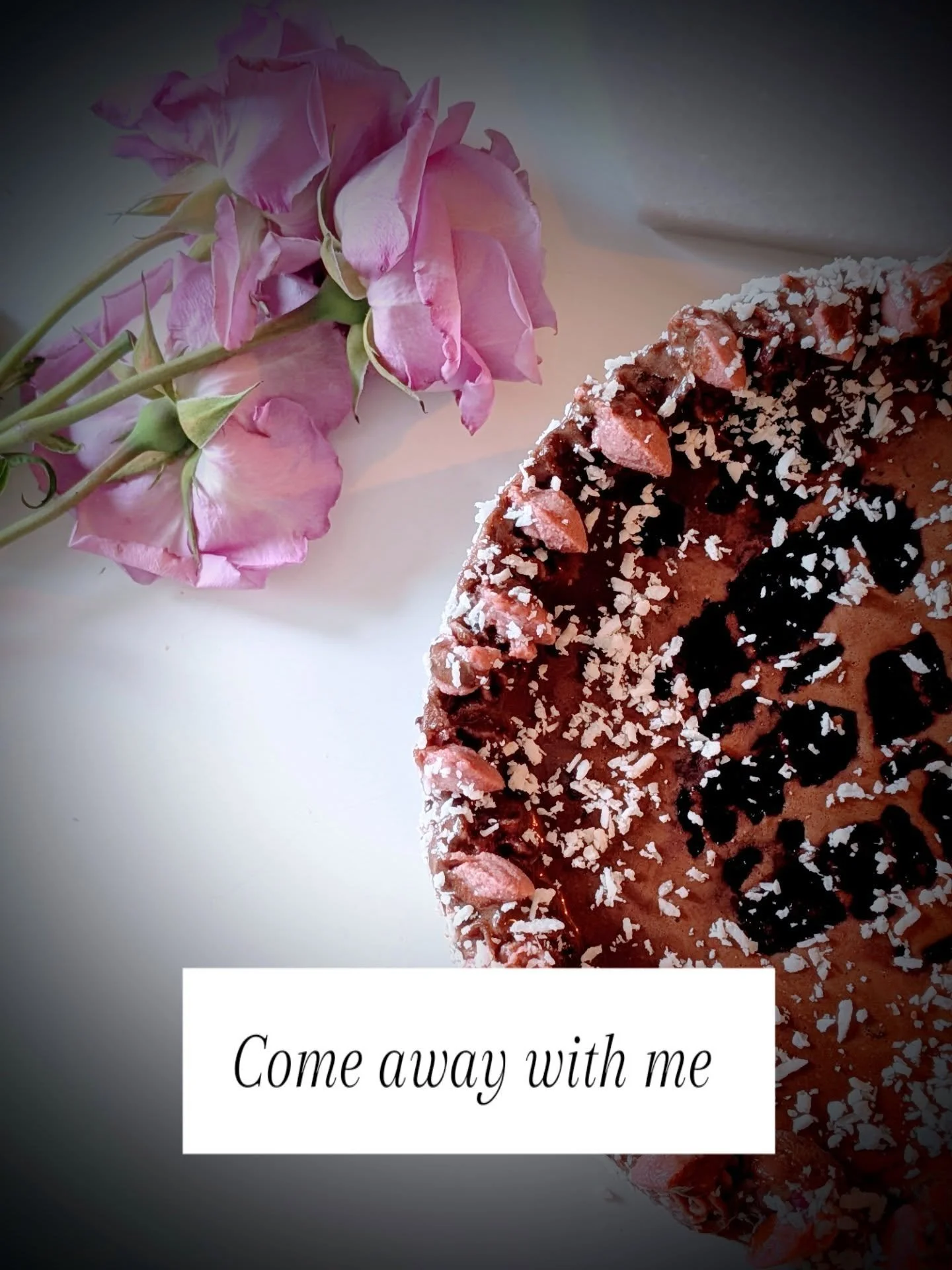 Gratitude for the gift of nature that provides the amazing ingredients for us to create this beautiful healthy and full of nutrients desserts! 
Have a wonderful thanksgiving 
Trinidad