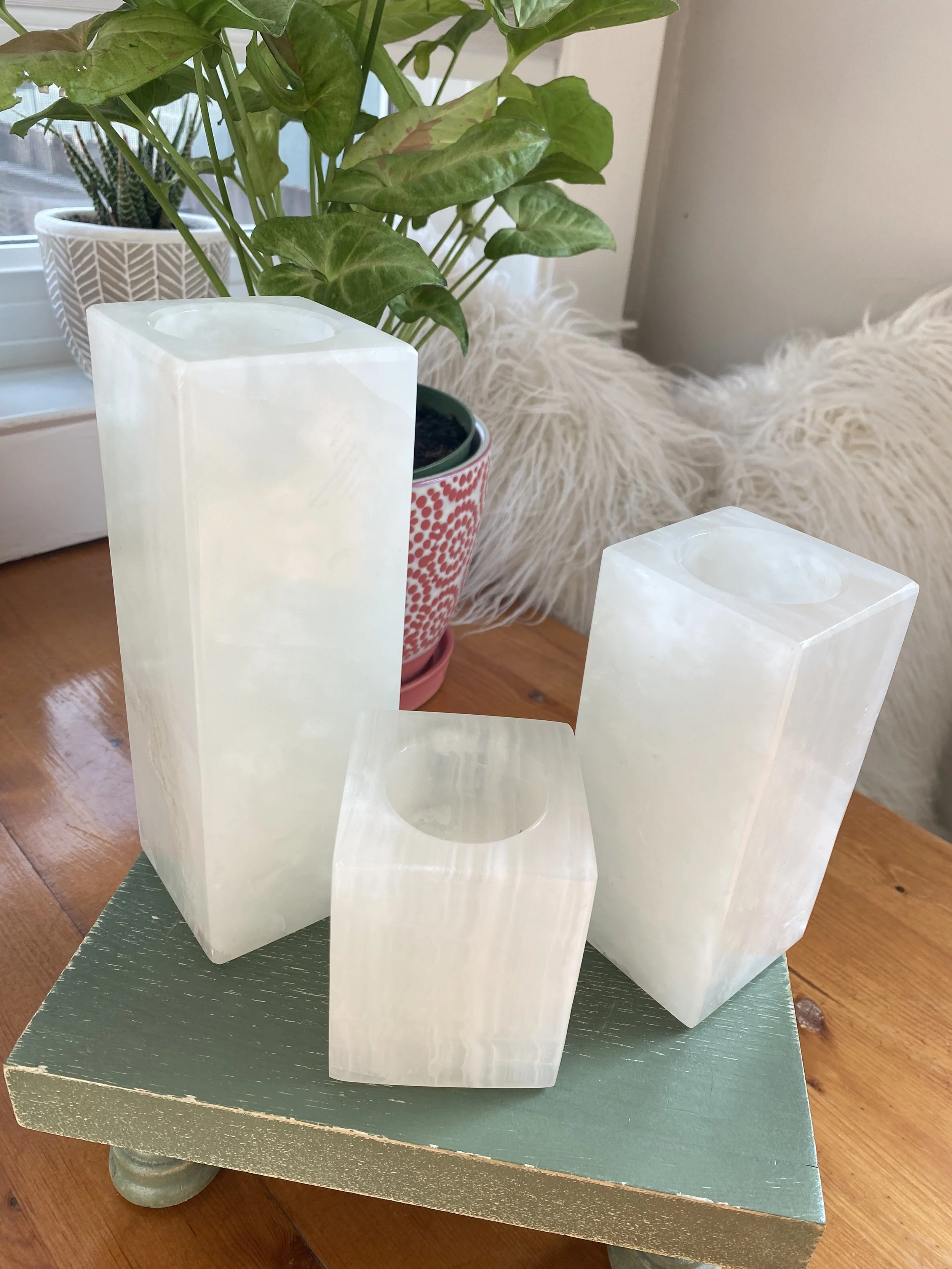 White Onyx Candleholder Trio Set