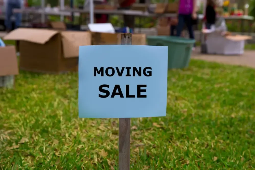 How To Hold A Successful Moving Sale