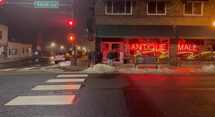 West Saint Paul Antique Store Break in, Police Investigating other Incidents in the area.