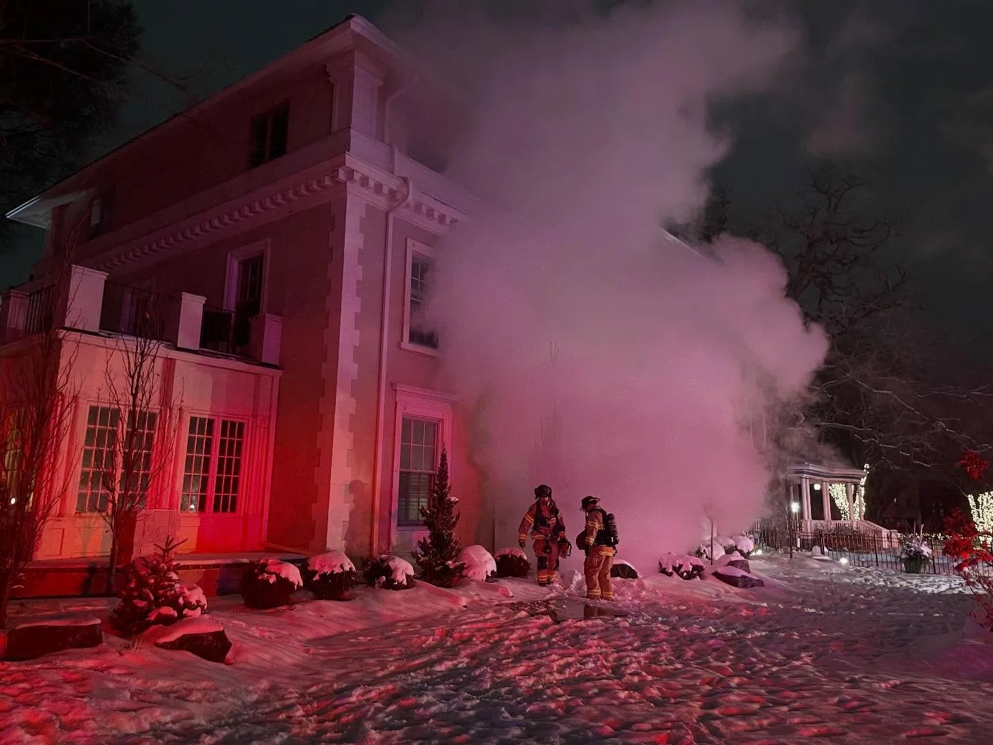 One Critically Injured in Overnight Fire on Summit Avenue in Saint Paul 