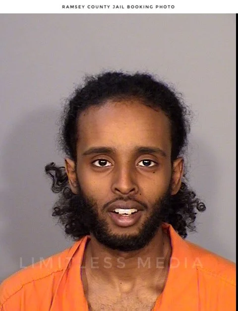 Edina Man Charged with Felony Theft by Swindle After Alleged $7,700 Card-Loading Scheme at Vadnais Heights Walmart