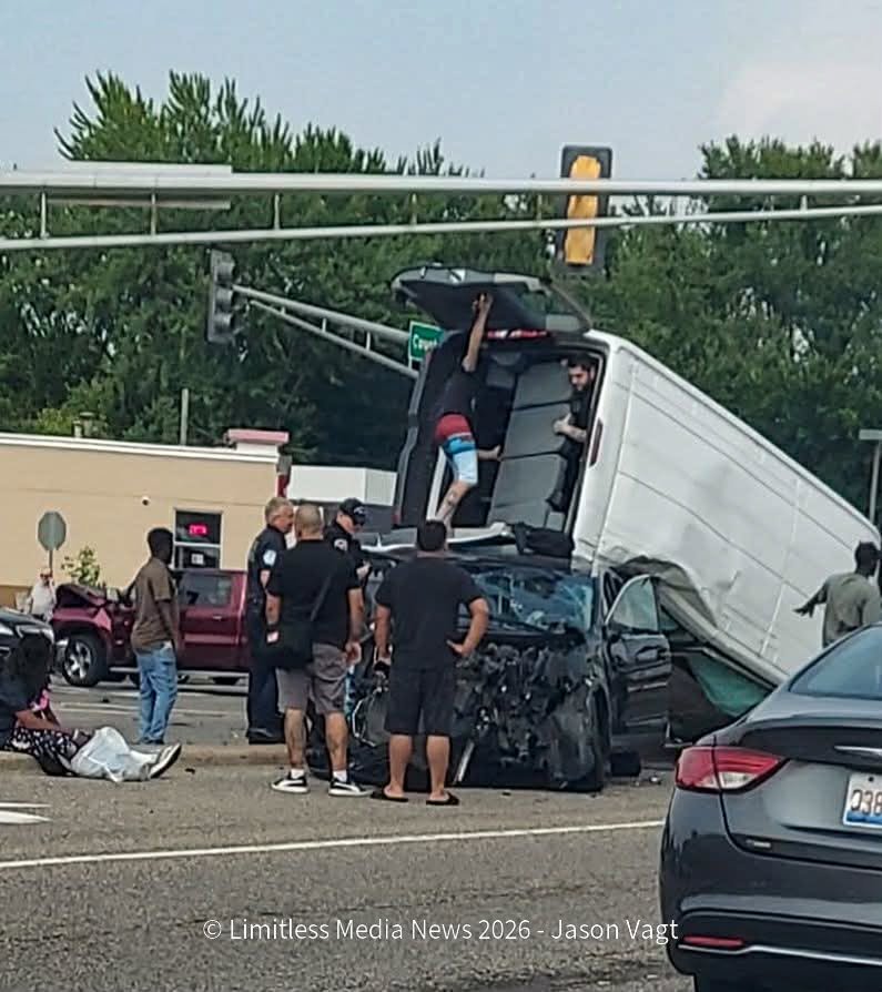 Three Passengers Hospitalized After High-Speed Crash at County Road 42 and Garden View Drive in Apple Valley