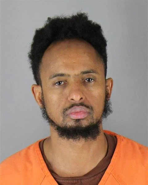 Man Charged After Allegedly Huffing From Balloon, Fleeing Police in Vehicle