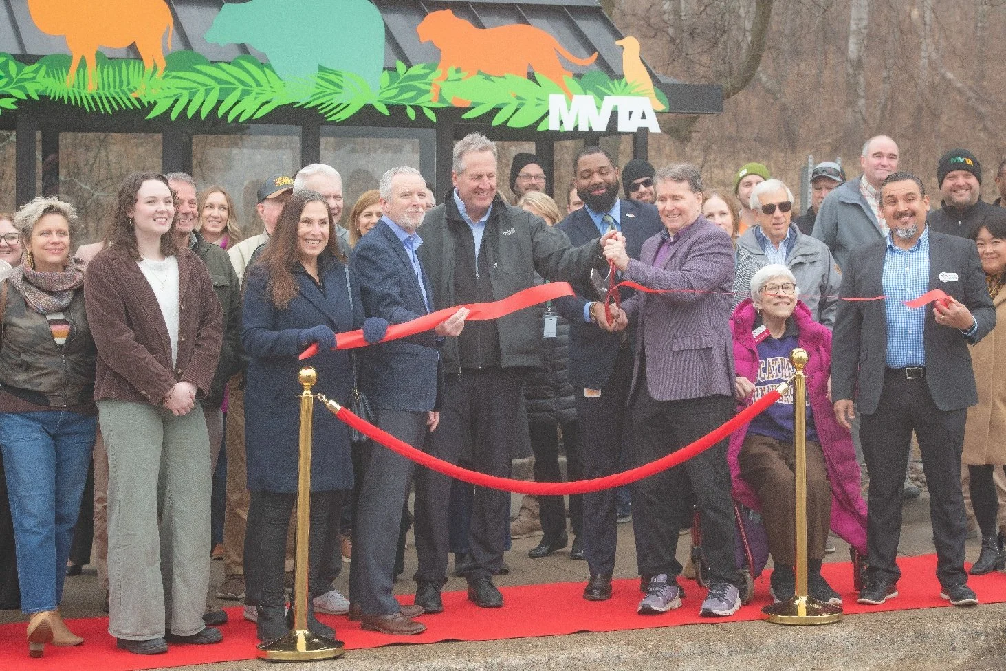 New Transit Shelter and Expanded Bus Service Improve Access to Minnesota Zoo
