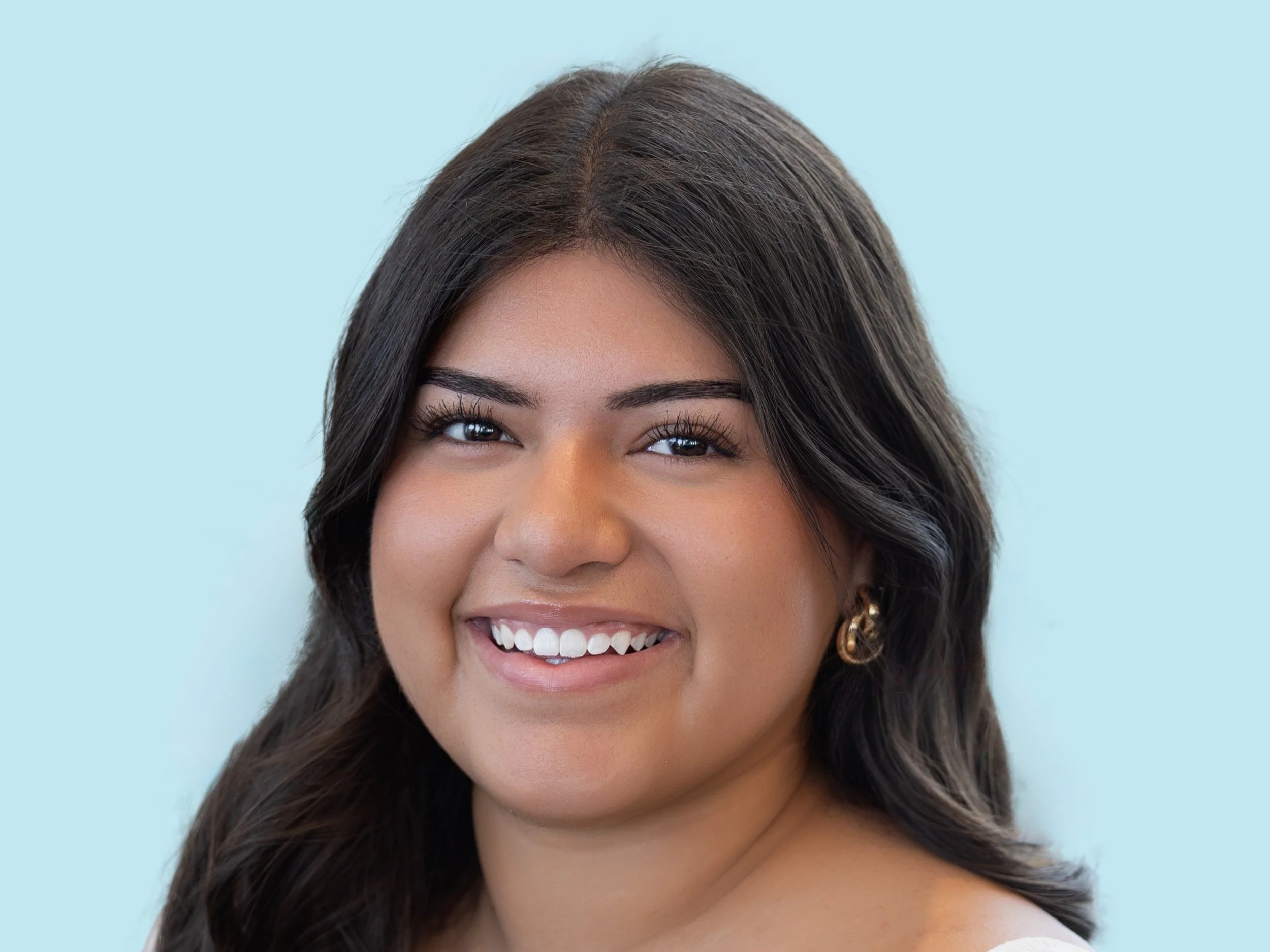 Farmington's Paloma Flores-Cortes to Represent City at Minneapolis Aquatennial Ambassador Candidate Program