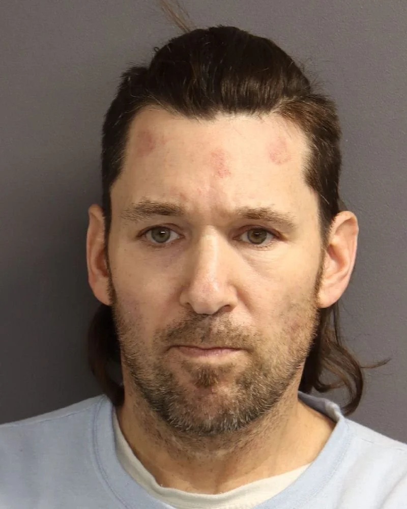 Farmington Man with Eight Active Felony Warrants Arrested After Allegedly Fleeing Police