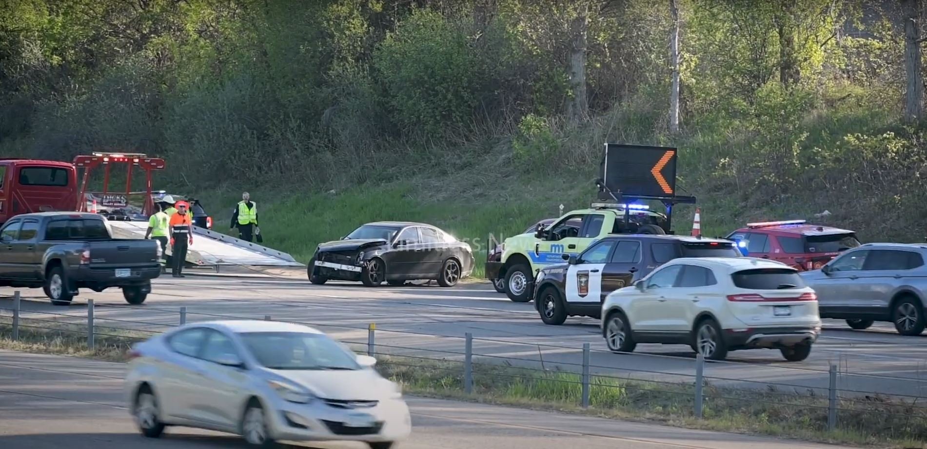 Crash on Cedar Avenue; Two Flee the Scene and are Taken Into Custody
