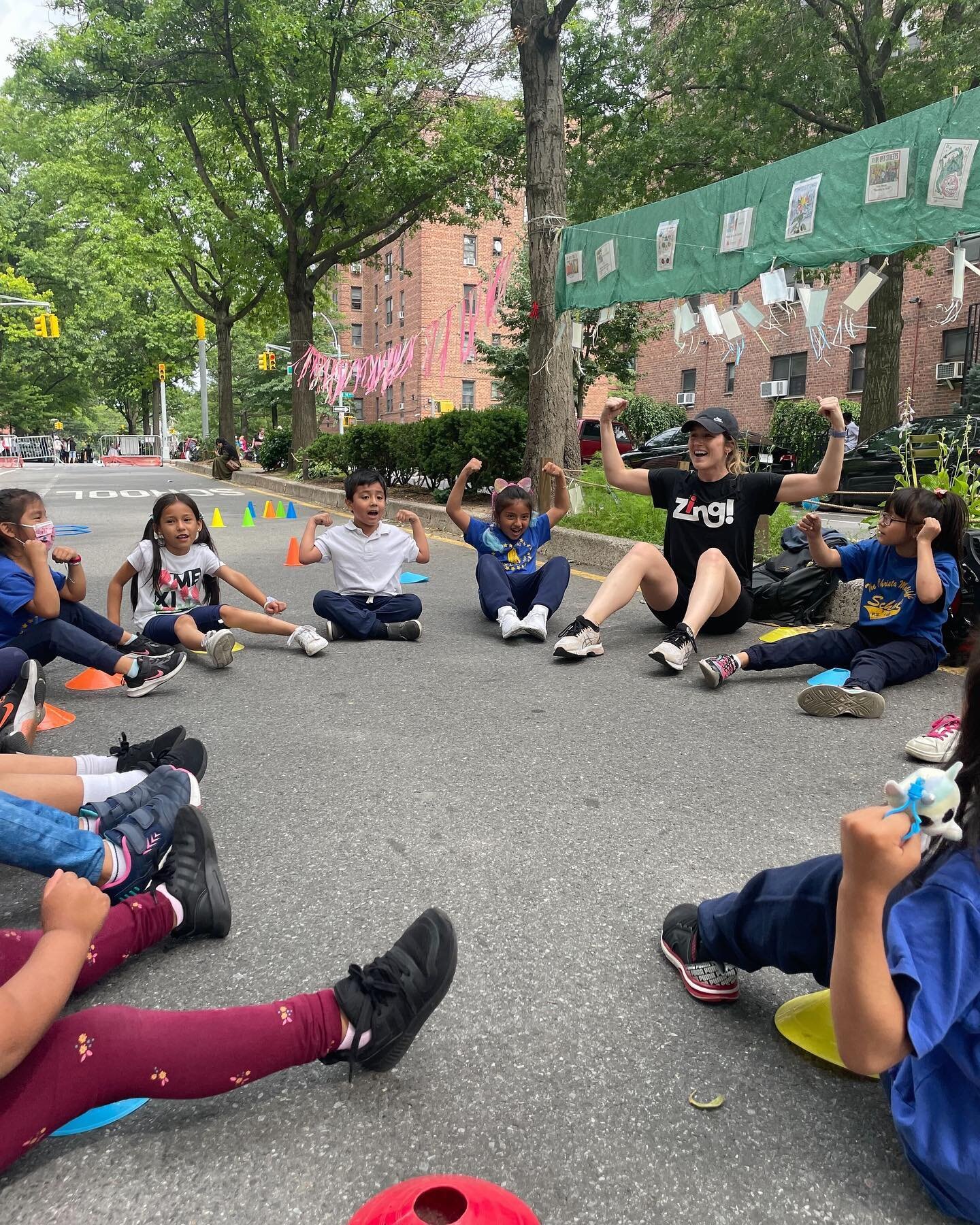 Looking for a FREE fun, active, kid-friendly activity?! 

Join us for one of our many Zing! classes happening this month. 

Here&rsquo;s a rundown: 

1️⃣ Saturday July 9: 10:00am at The Hester Street Fair Ice Cream Social 

2️⃣ Mondays from July 11-2