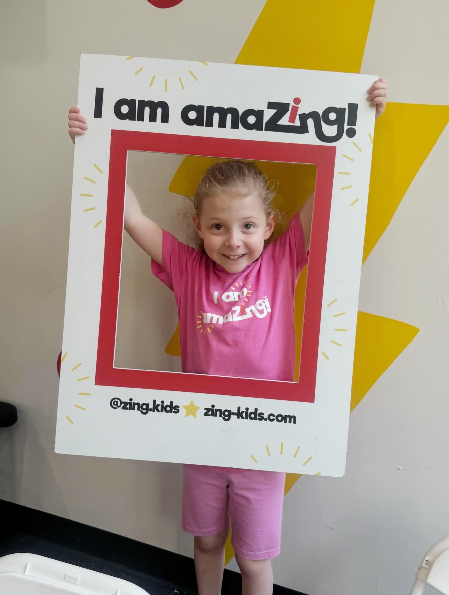 MUSCLES UP + SMILES ON FOR THE WEEKEND💪😅

We love seeing our Zing! stars build strength, confidence and friendships every week! It&rsquo;s THE BEST✨

☀️Let&rsquo;s kick off the unofficial start to summer STRONG. Drop in &amp; let&rsquo;s move: zing