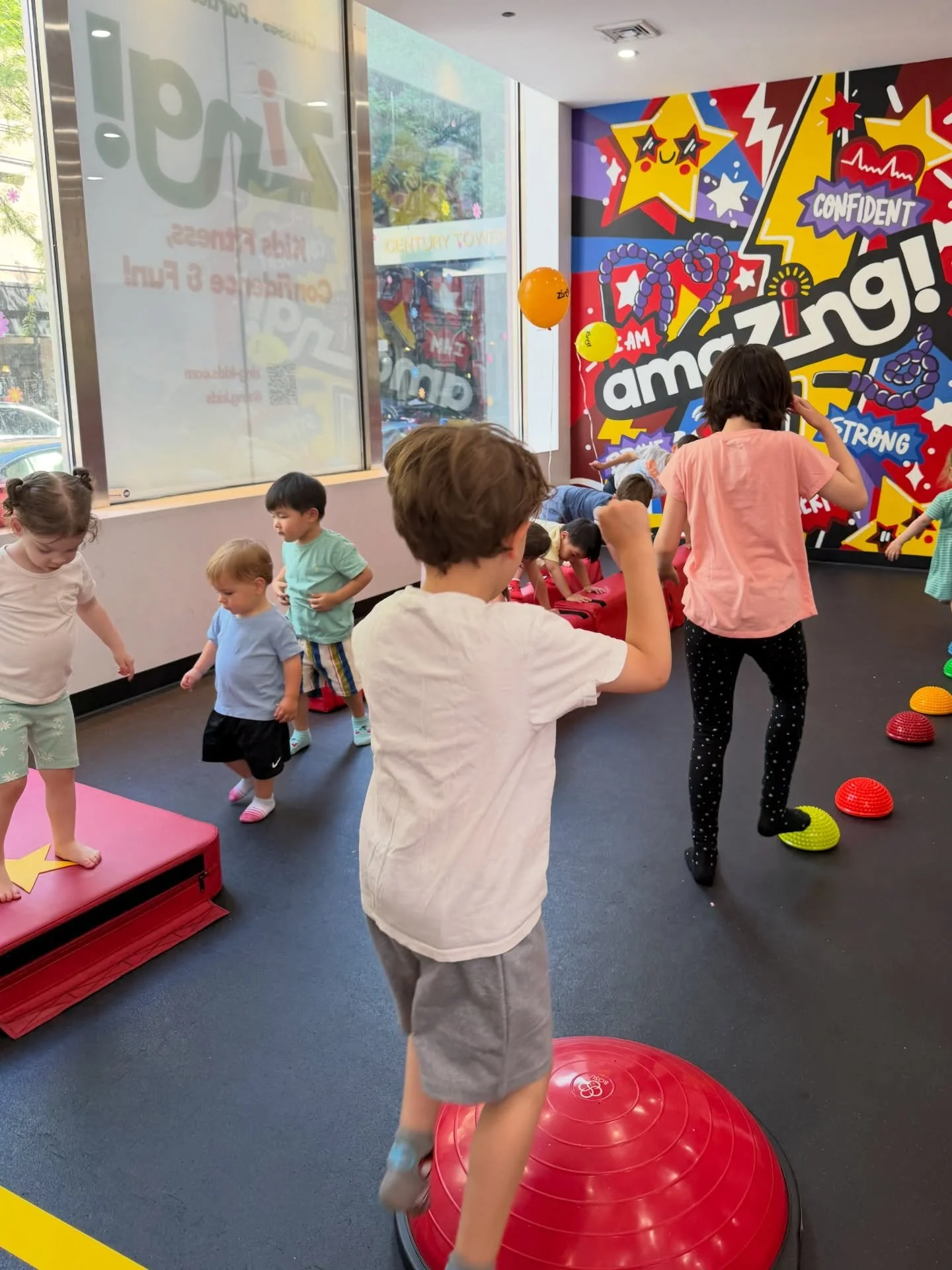 Thank you to the 150+ families who stopped by and celebrated our first birthday with us ✨

Because of you, we truly feel like the &ldquo;Cheers&rdquo; of the UES. We&rsquo;re a place where everyone knows your name❤️

From battle rope slams to bubble 