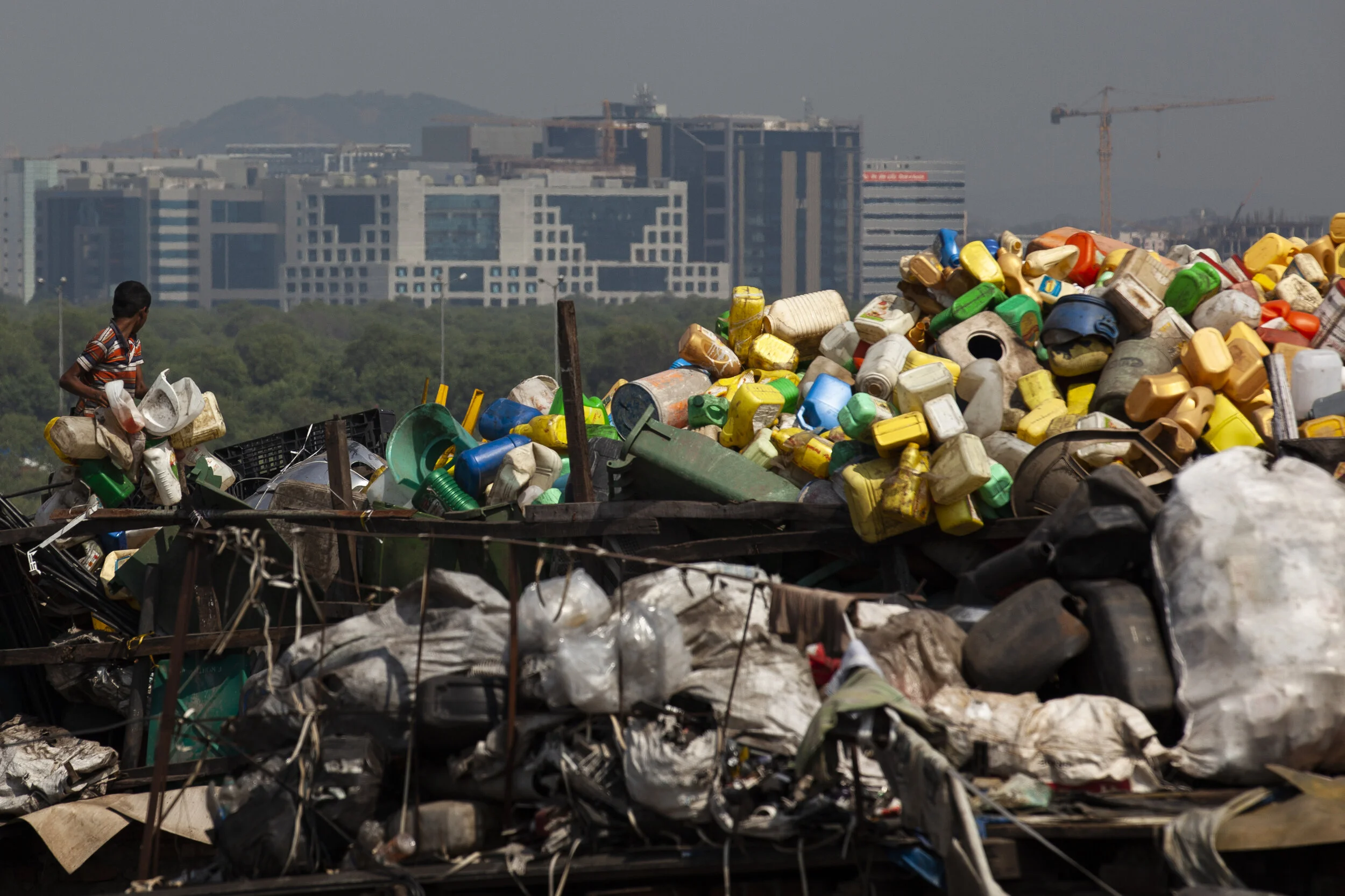 016 - 2010 - Dharavi Mumbai - Photographer John Minchillo.jpg