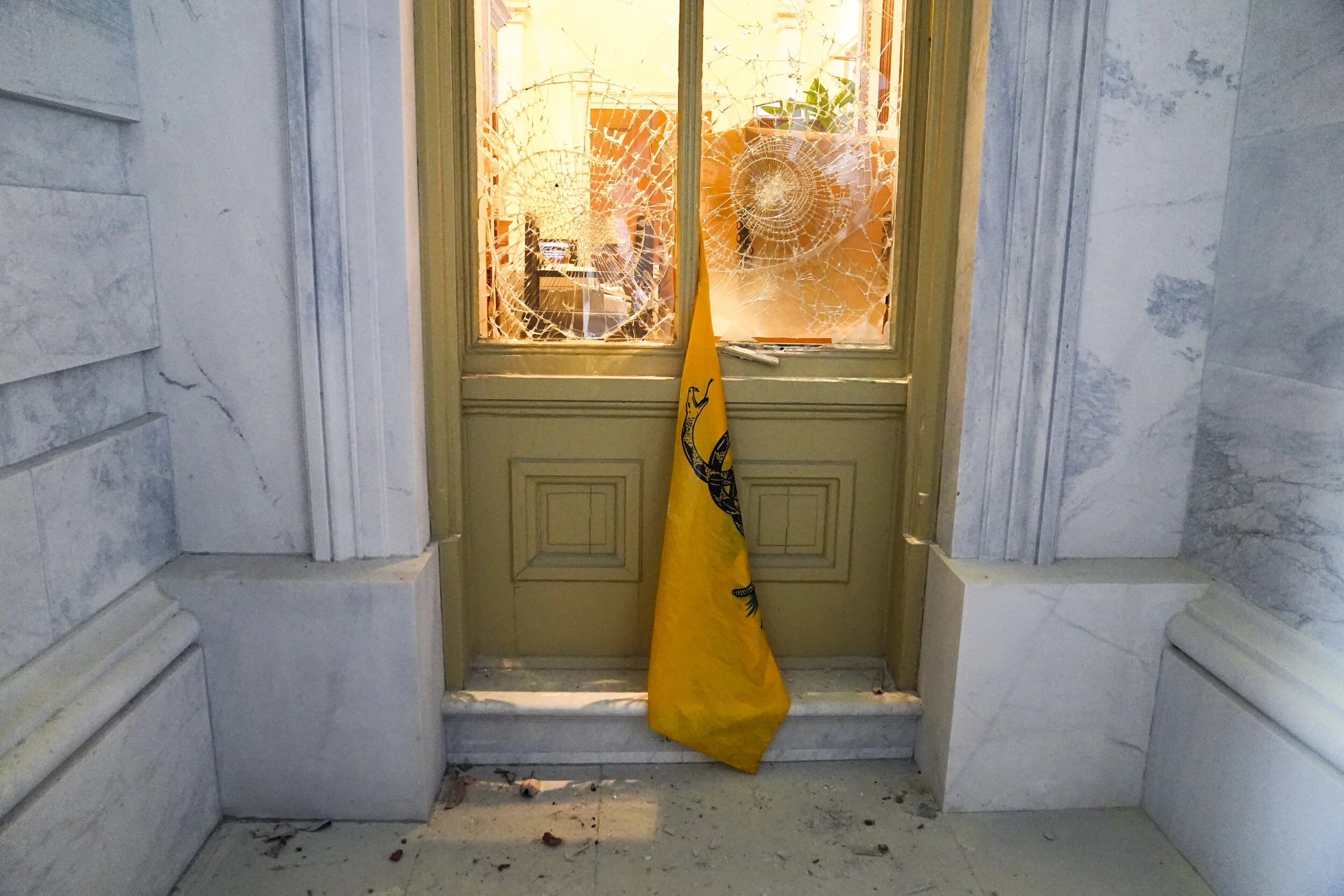 022 - 2021 - Capitol Insurrection - Photographer John Minchillo.jpg