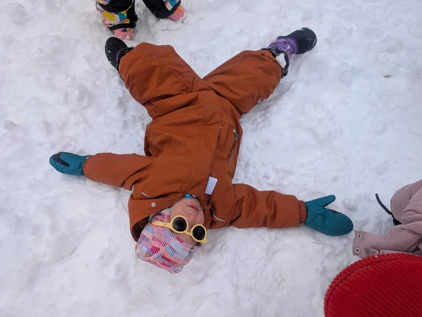 It&rsquo;s been an exciting few weeks of wintery building, learning and playing after experiencing record snowfall in BK! Here&rsquo;s some of what the children created with their imaginative minds and busy hands.

The Pigeons (3s class) became &ldqu