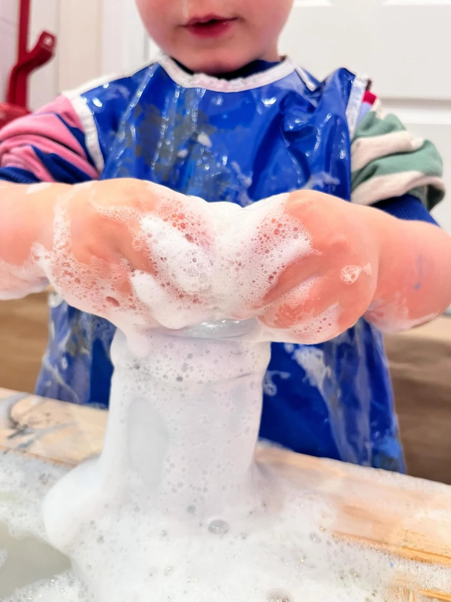 Filling, pouring, swishing, and squishing!! This week the Chickadees (our 2&rsquo;s class) really got their hands wet&hellip; and bubbly!

With this sensory play invitation, the children squeezed soapy sponges into jars and observed how the water mov