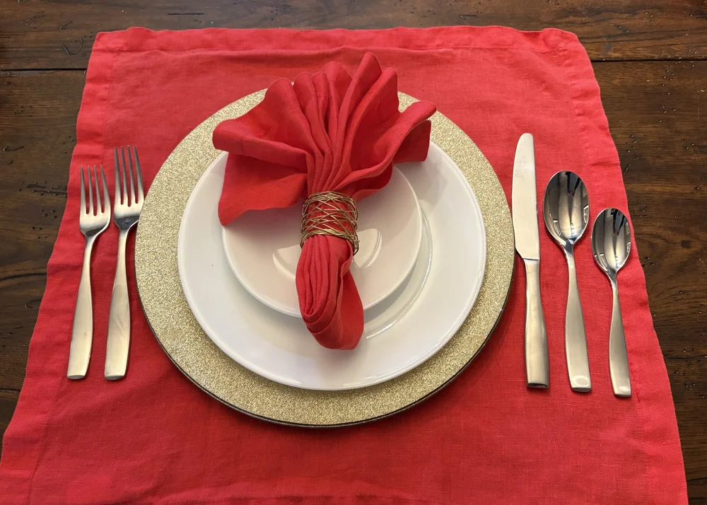 Use a napkin as a placement