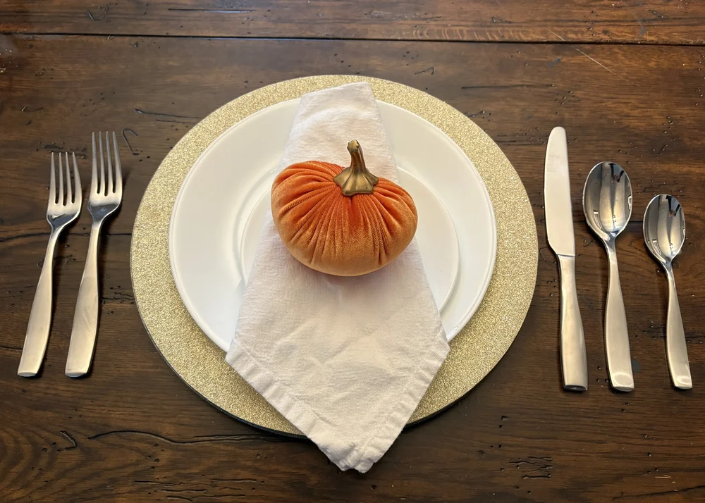 Use your home decor for table setting
