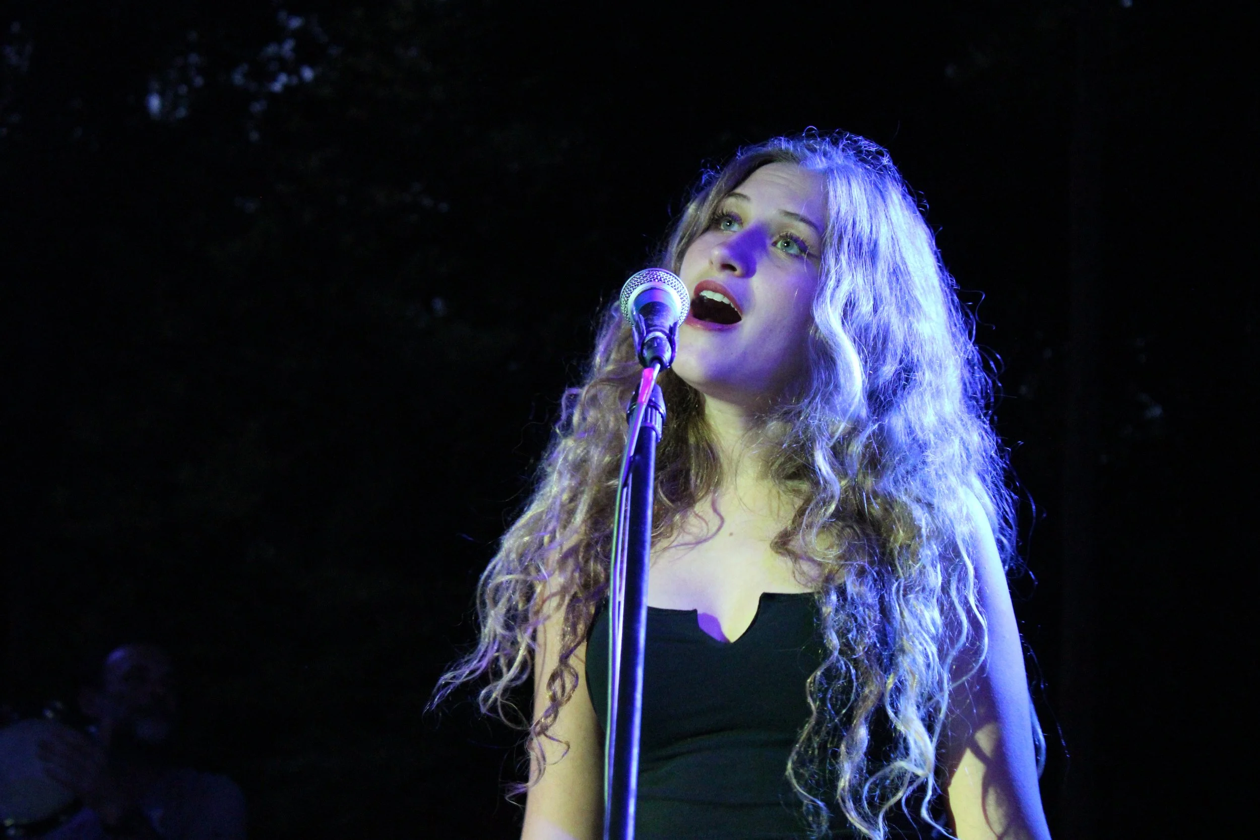 !Music rock cafe singer.JPG