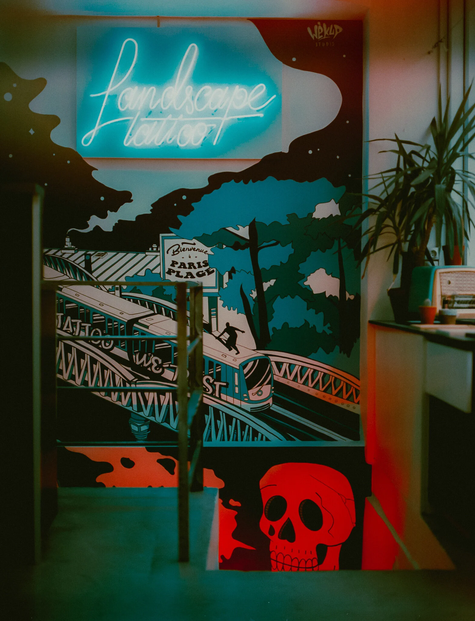 Landscape Tattoo Oberkampf - Salon de tatouage Paris 11