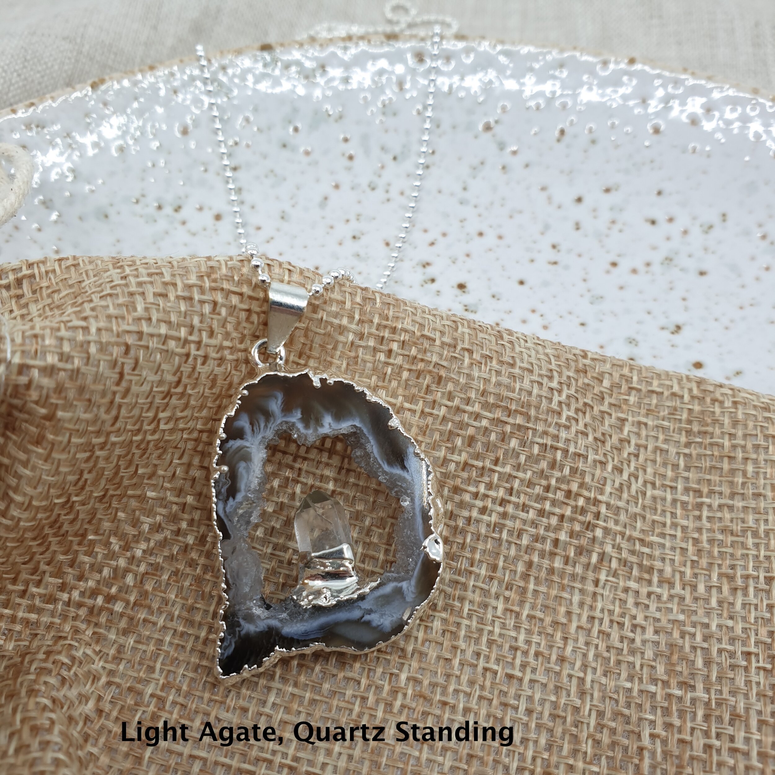 Light_Agate_Quartz_Standing.jpg