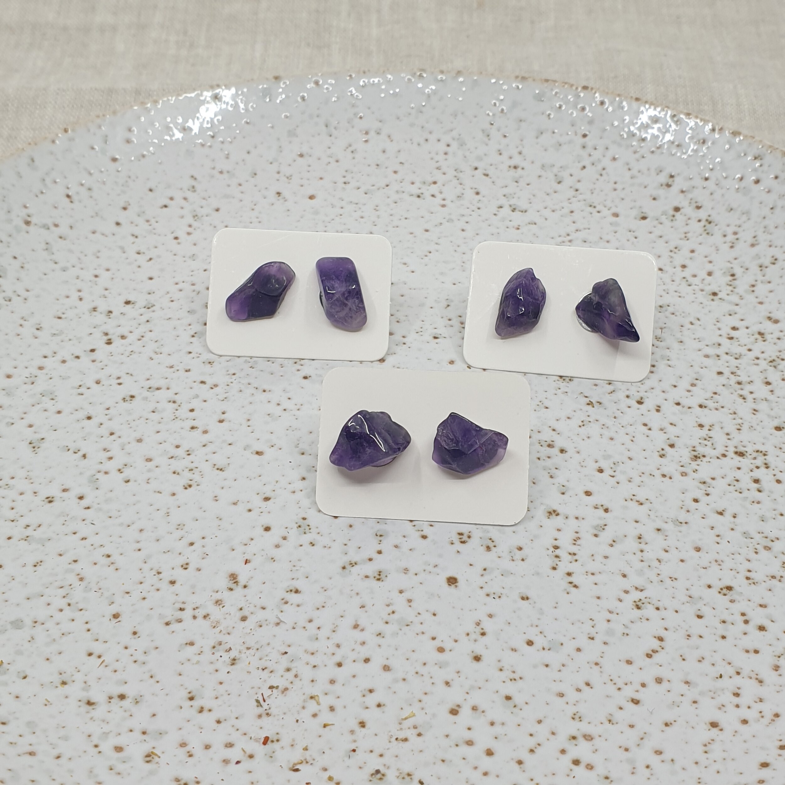amethyst_studs_2.jpg