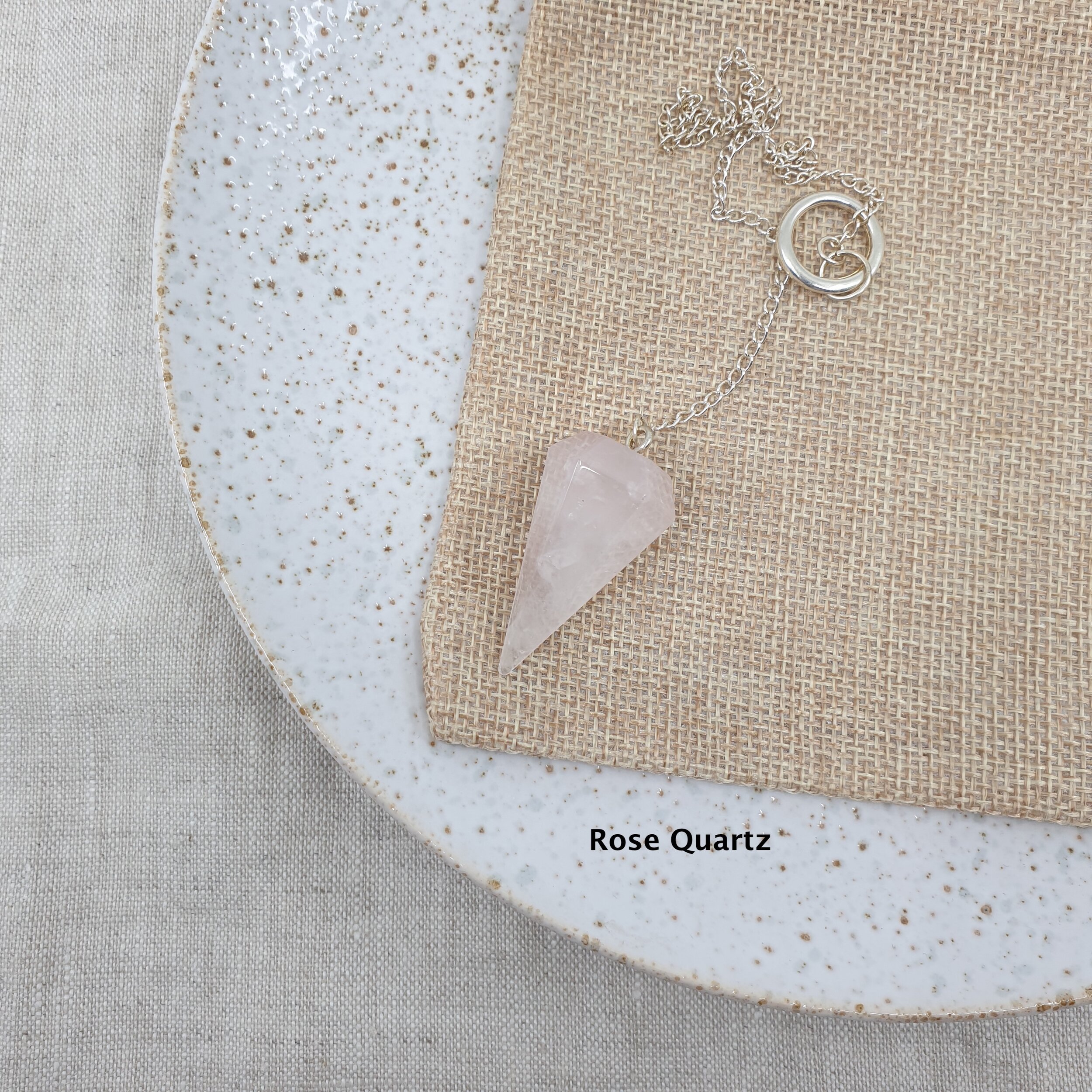 Rose_quartz_pendulum.jpg