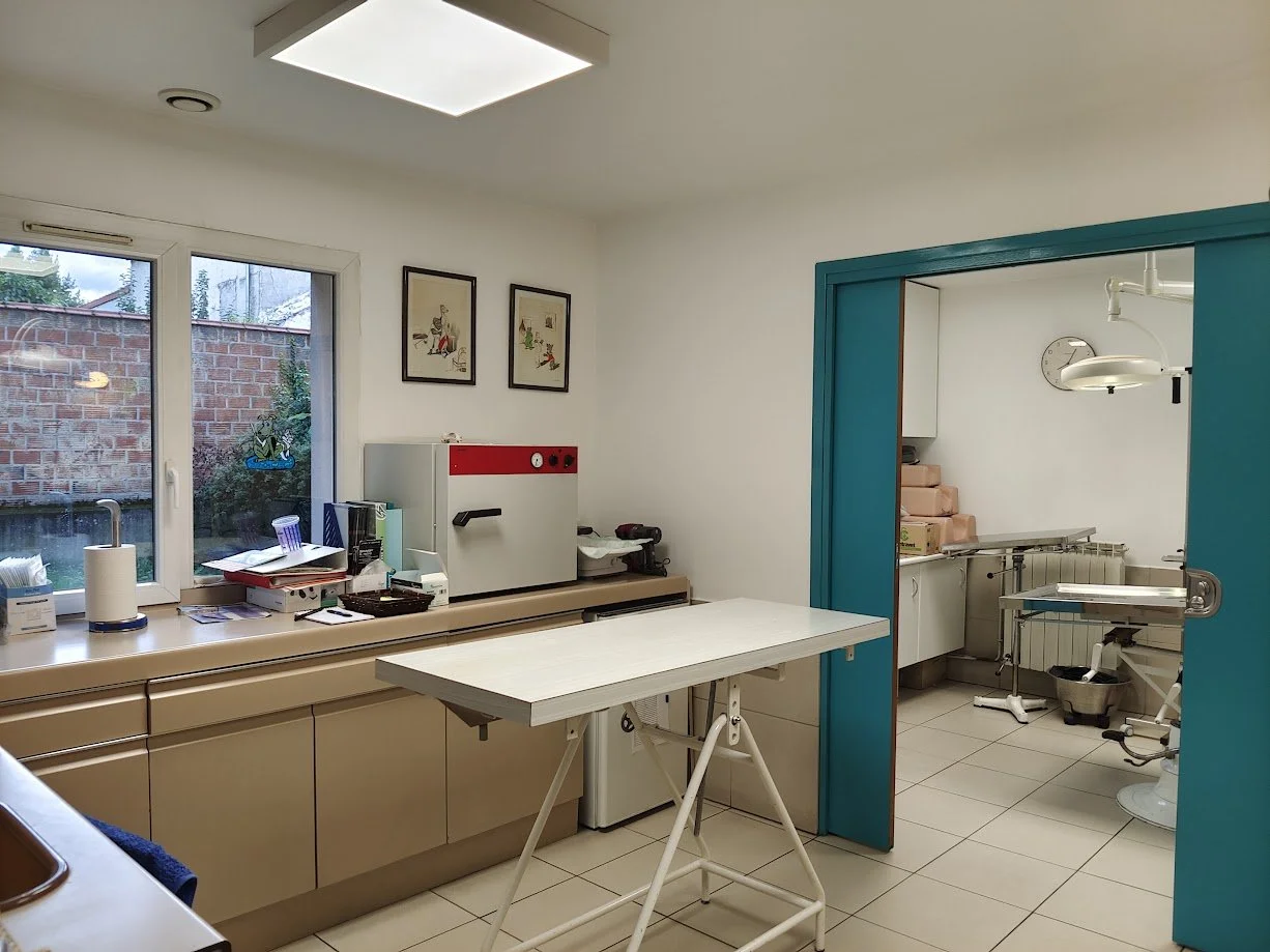 210625_salle de préparattion_chirurgie_Clinique.jpg