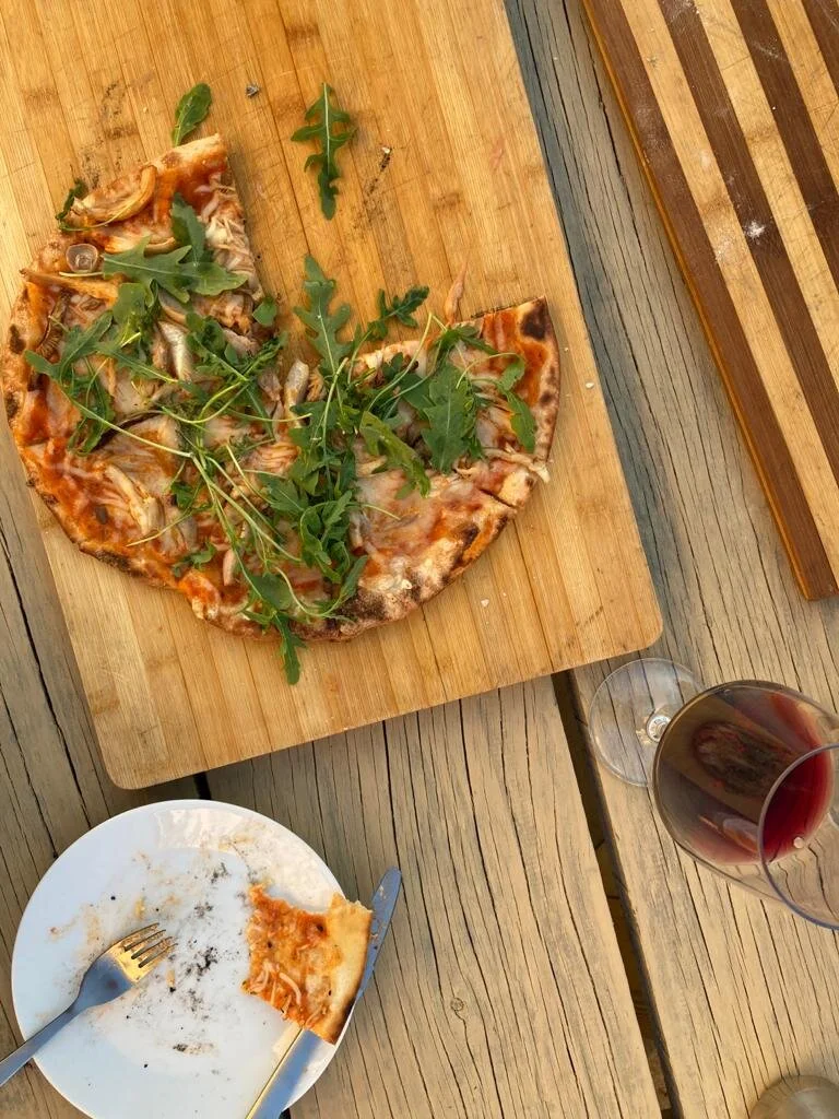 Farm-fresh pizza nights at Casas Benali (GF options available!)