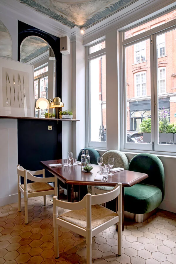 5ec424bc86b854619f918654_restaurant-4.jpeg