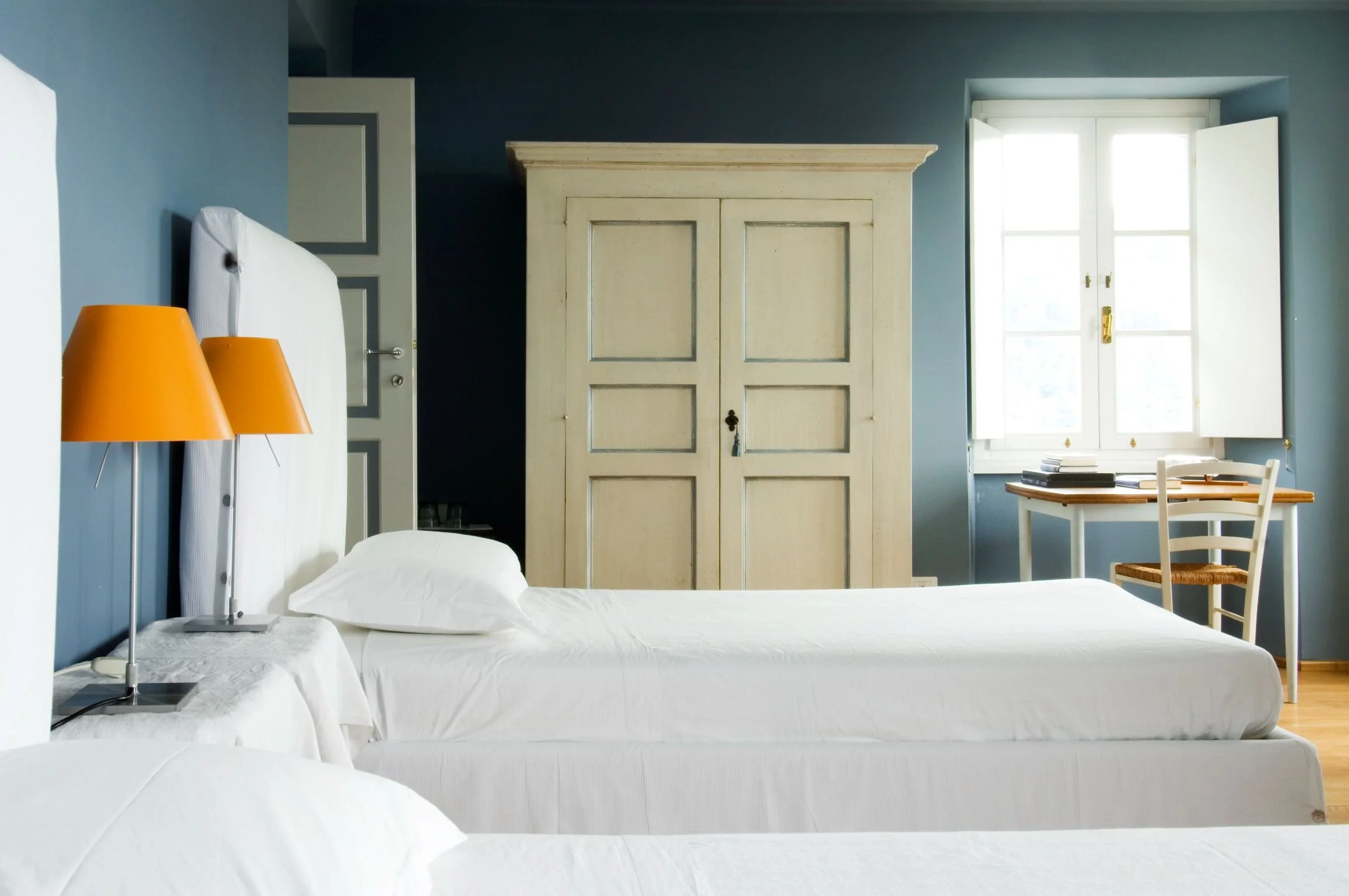 Good-Trips_07_la camera Adelaide.jpg