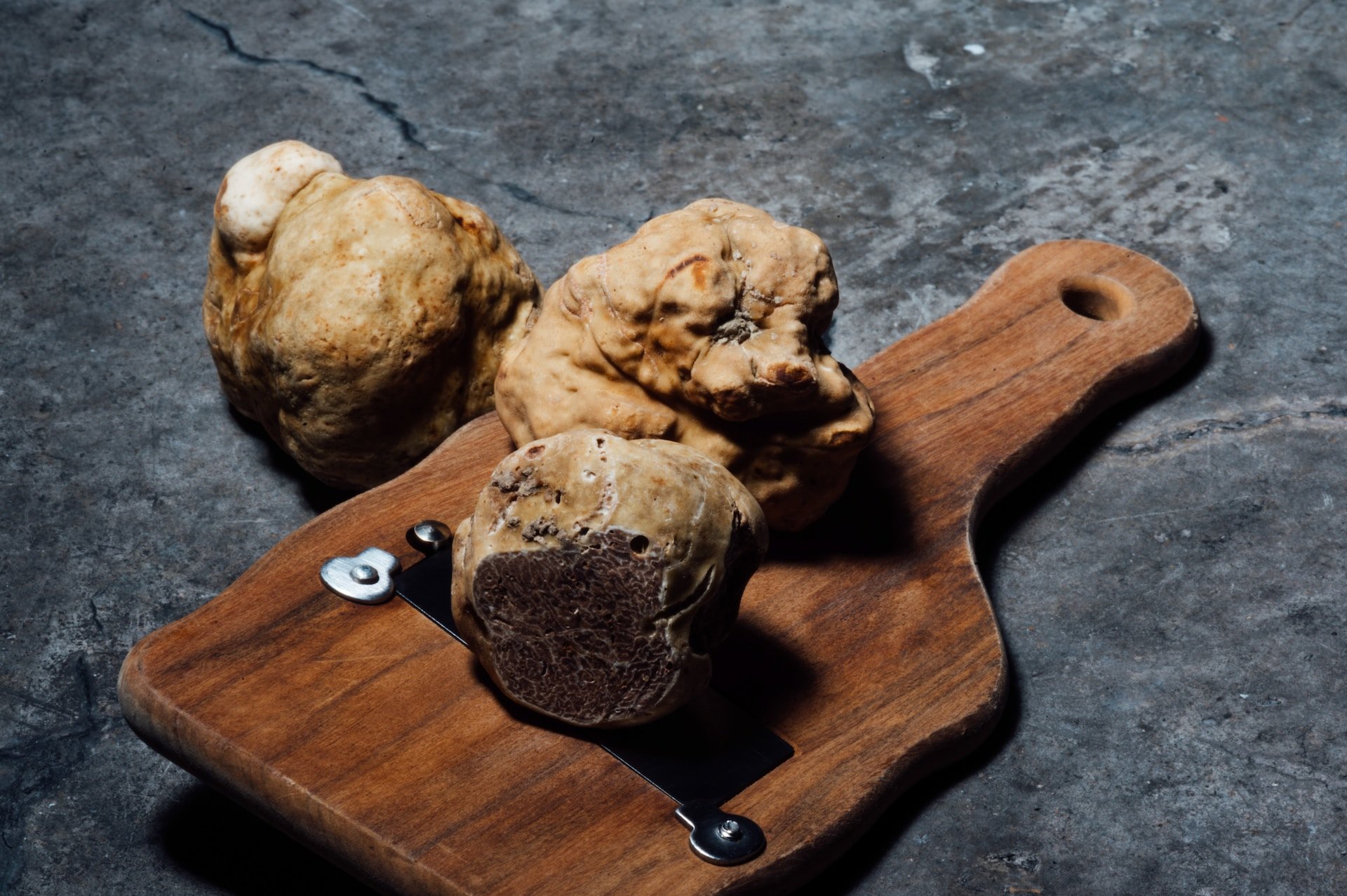 truffles-alba.jpg