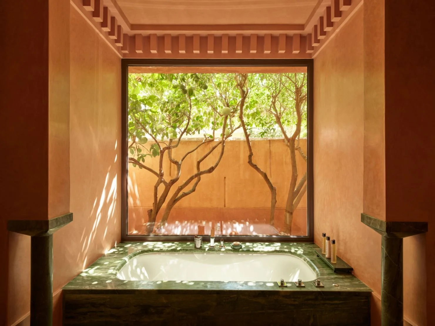 Amanjena, Morocco - Accommodation, Pavillon, Bathroom_34369.jpg