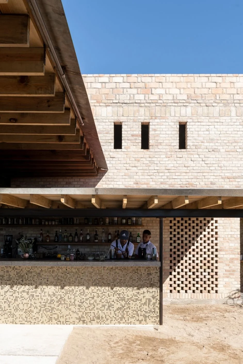 Terrestre - Jaime Navarro -9015_Good-Trips-Travel.jpg