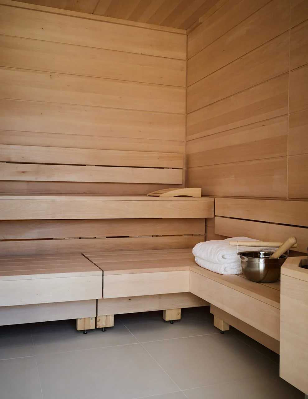 shou-sugi-ban-house-spa-room-990x1280.jpeg