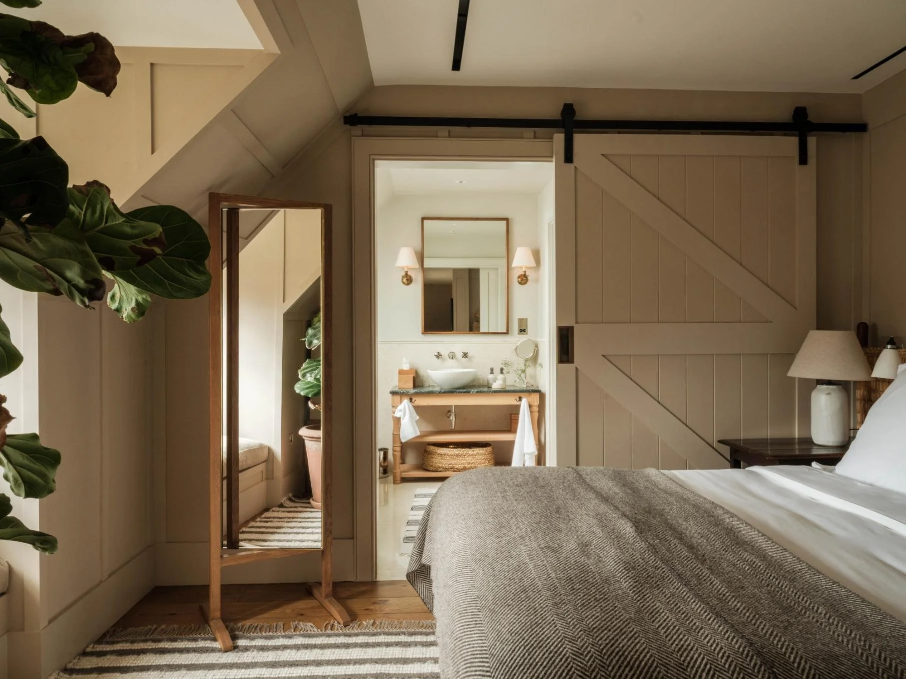 HP_Guest_Room_3 (1).jpg