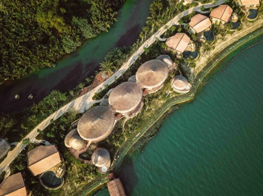 Honeymoon Destination Inspo