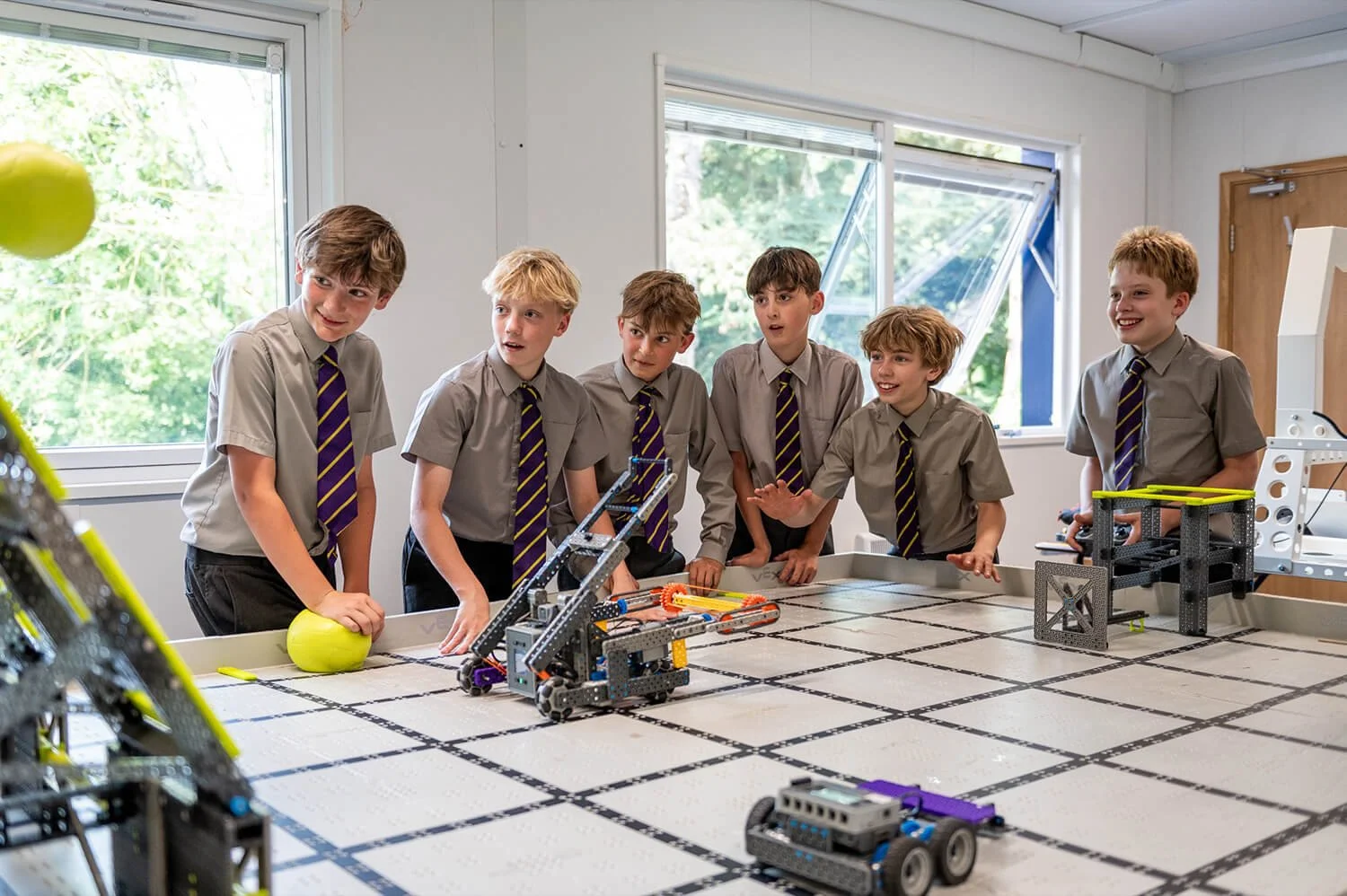 Aldwickbury School harpenden hertfordshire school children