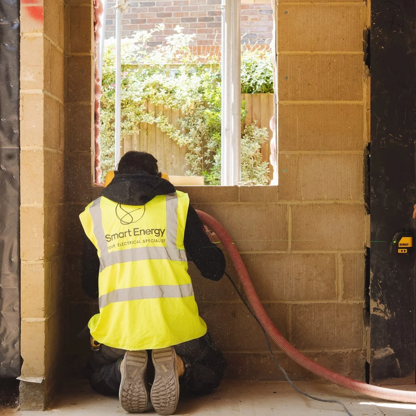 Tired of dealing with tradesmen who bring more hassle than help?
💡
Late arrivals, unexpected costs, we&rsquo;ve all been there. Our member @smart_energy_ltd are here to put an end to those frustrations.
🔌
@smart_energy_ltd promise is simple:
&bull;