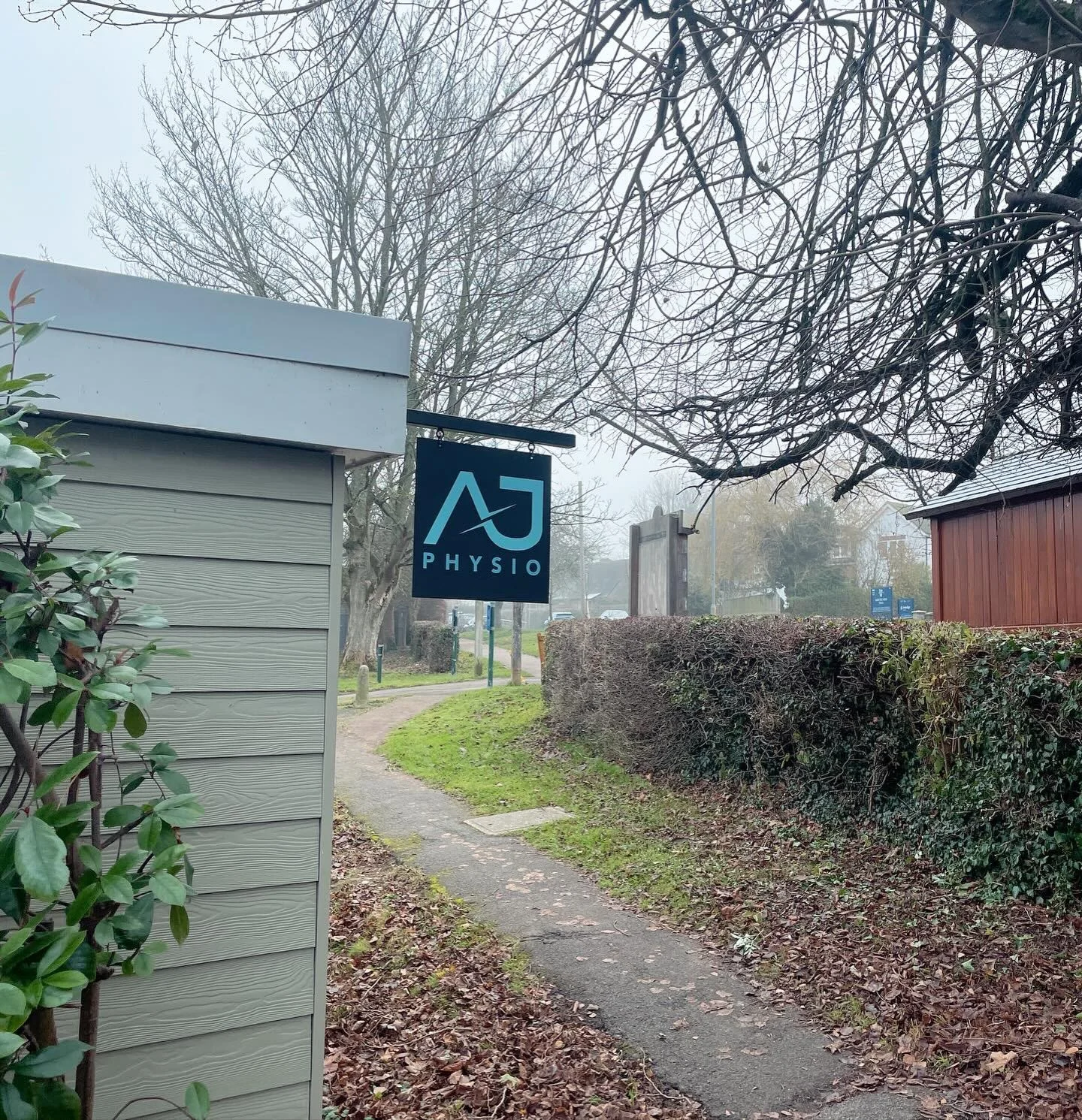 Step inside our member @_ajphysio 
👀
Designed with recovery, rehabilitation and performance in mind, their welcoming clinic offers a calm, professional space where every detail is focused on helping you move better, recover faster and feel stronger.
