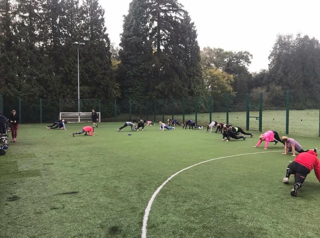 💪 Morning bootcamps with @campgreenfitness 💪

Ready to start your day feeling stronger, fitter and energised? 
🌅
@campgreenfitness brings challenging, fun and sociable outdoor bootcamps for all abilities, from complete beginners to seasoned fitnes