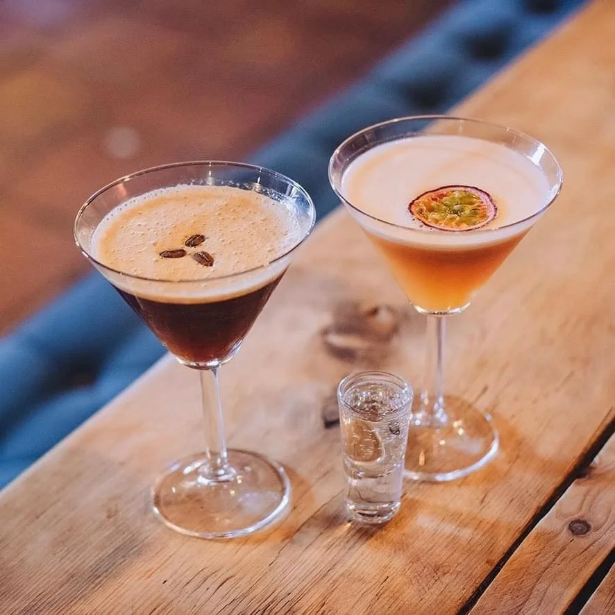 Pop in for a cocktail with our member @whitehorseharpenden 
🍹 
From refreshing Pimm&rsquo;s, Mojitos &amp; English Gardens to Spicy Margaritas, Negronis &amp; Espresso Martinis, there&rsquo;s something for every taste.
🍸 
Looking for something alco
