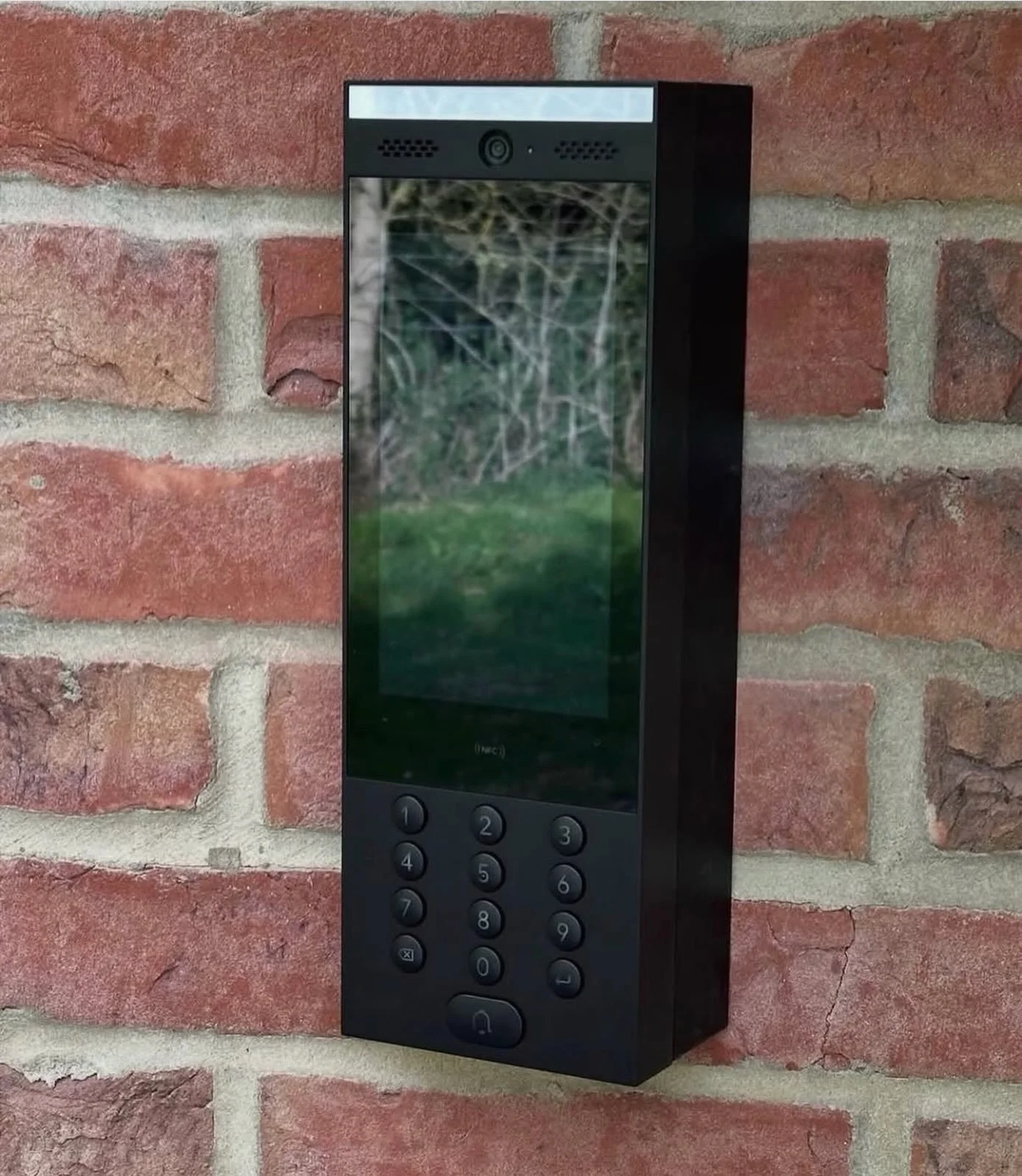 Our member @countrifinetworks is on a roll with @ubiquiti Intercoms at the moment, having installed many over the last couple of months.
🏠
The system is brilliant and @countrifinetworks clients are loving the facial recognition for opening doors and